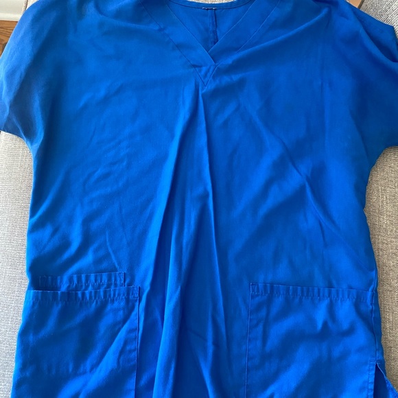 Scrub tops - Picture 6 of 6